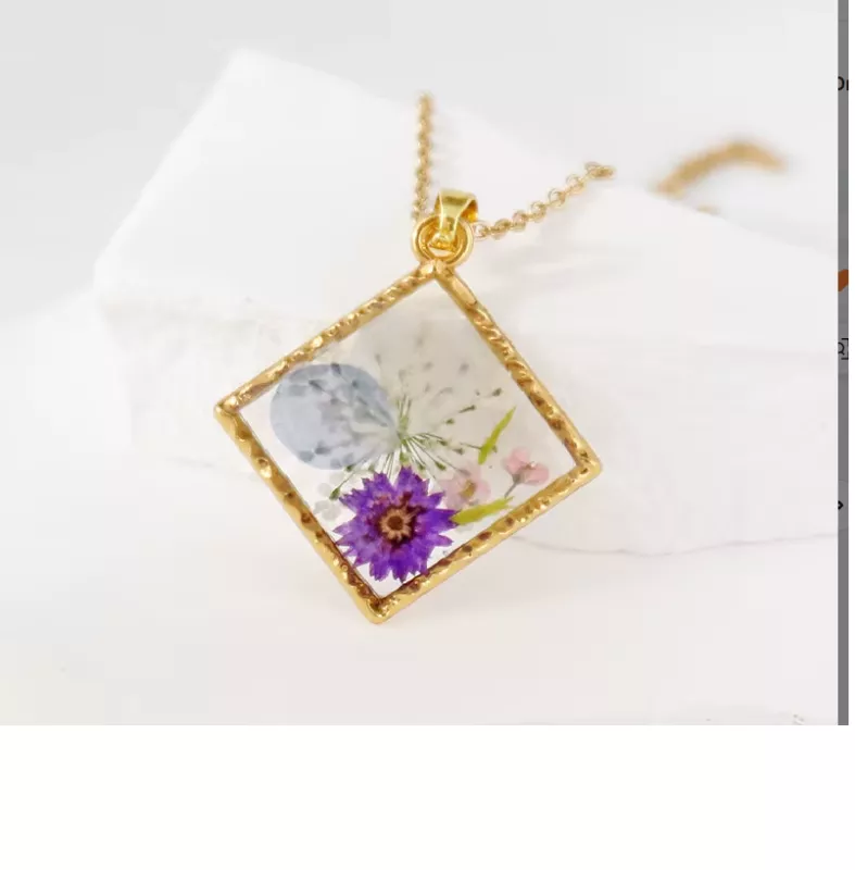 Náhrdelník s pravými květy – kolekce Florea Diy viola dark