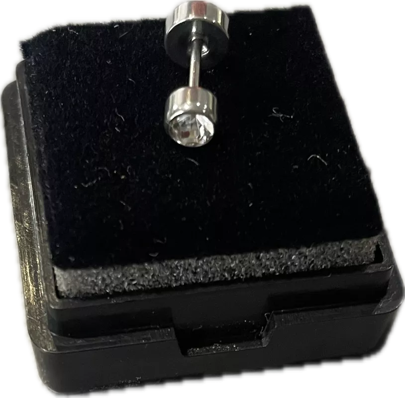 Piercing z chirurgické oceli elegantní a odolný doplněk freya