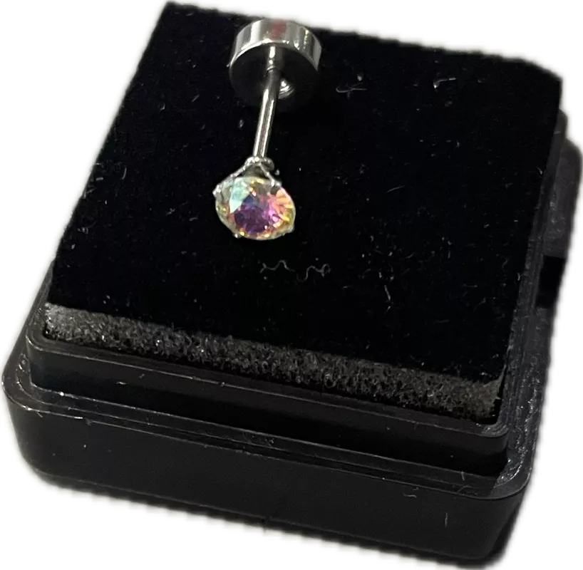 Piercing z chirurgické oceli elegantní a odolný doplněk freya