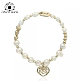 Náramek z přírodních perel – nadčasová elegance pro každou ženu  Tento náramek z přírodních sladkovodních perel je symbolem ženskosti, jemnosti a přirozené elegance. Každá perla je originál – liší se tvarem i strukturou, což dodává šperku autentický 